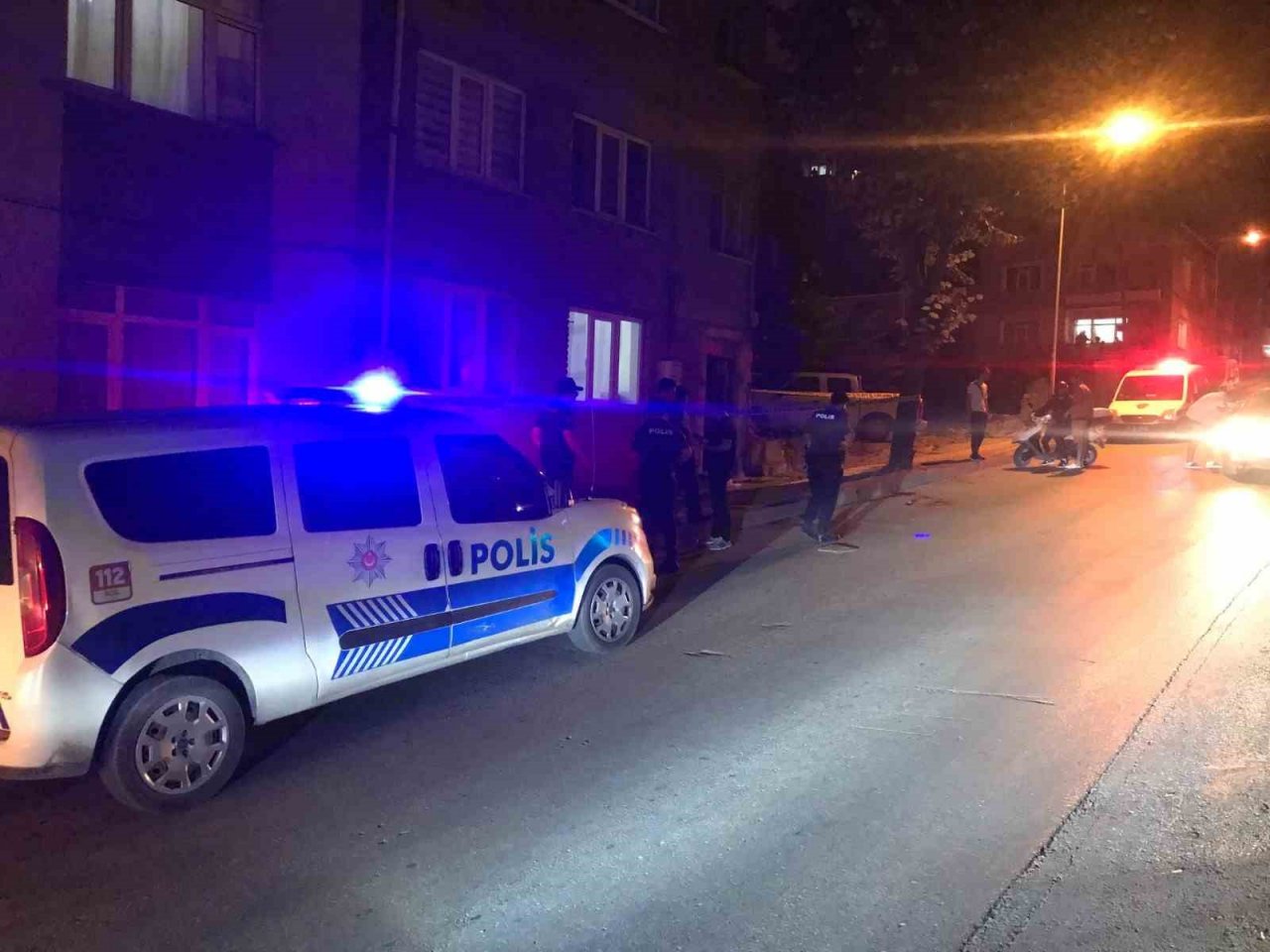 Bilecik’te iki grup arasında bıçaklı kavga: 2 yaralı