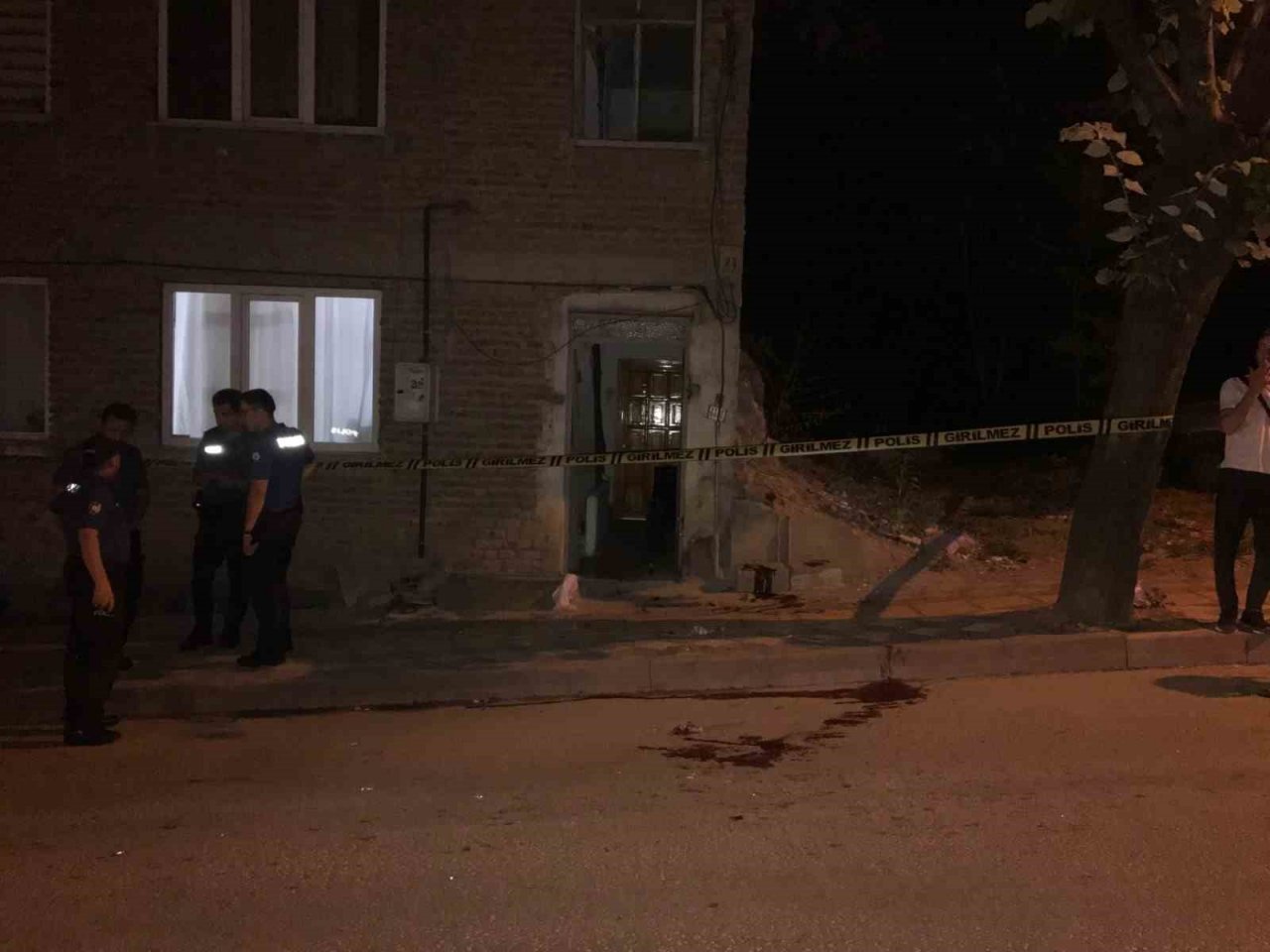 Bilecik’te iki grup arasında bıçaklı kavga: 2 yaralı