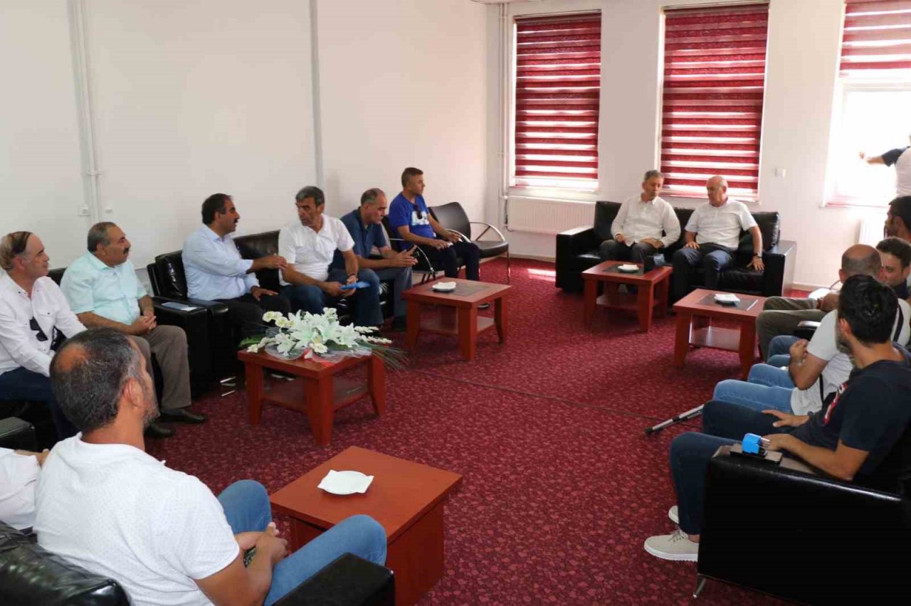 Bingöl’de 56 spor kulübüne malzeme desteği