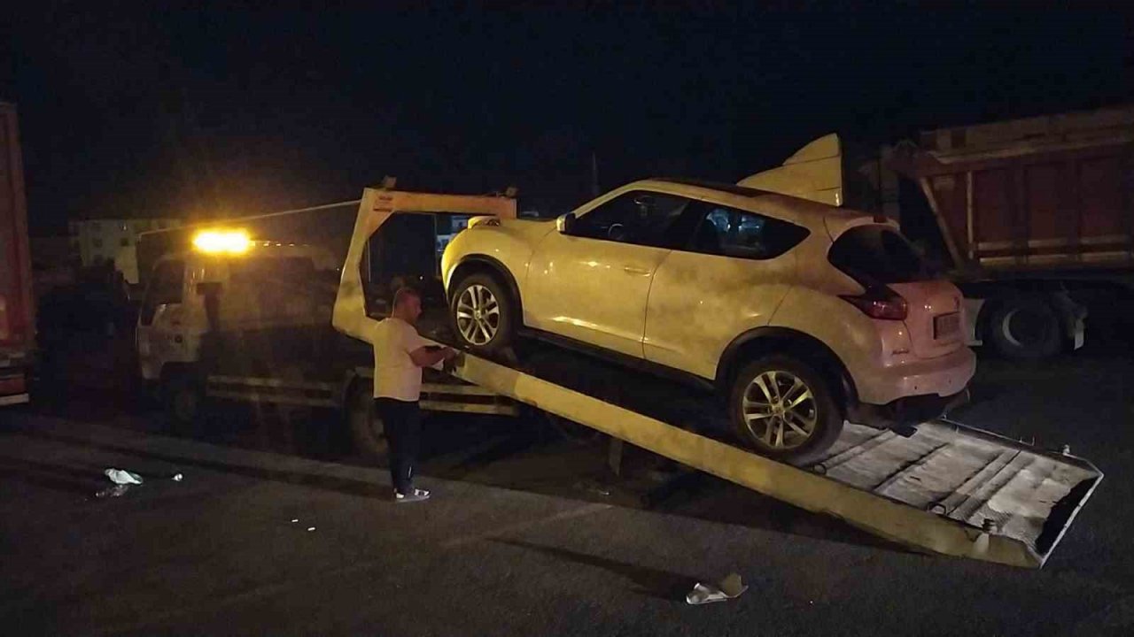 "Dur" ihtarına uymadılar, yanlarındaki tabancayı atıp kaçmaya çalıştılar