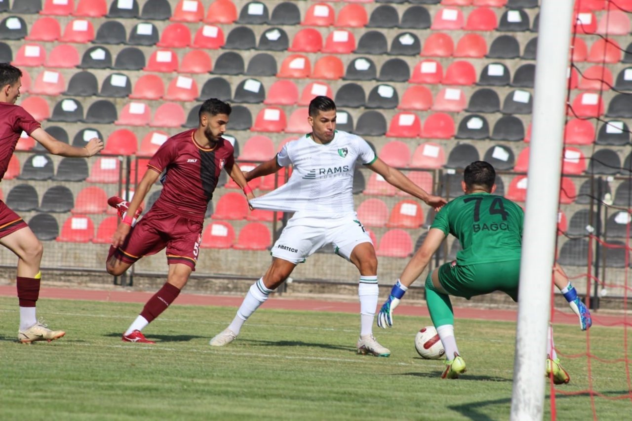 Denizlisopor Uşakspor ile berabere kaldı