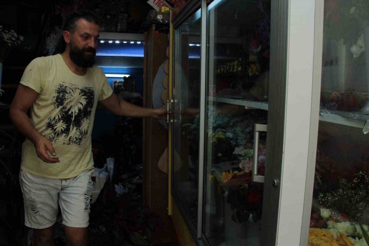 Sıcaklardan çiçekleri koruma yöntemleri