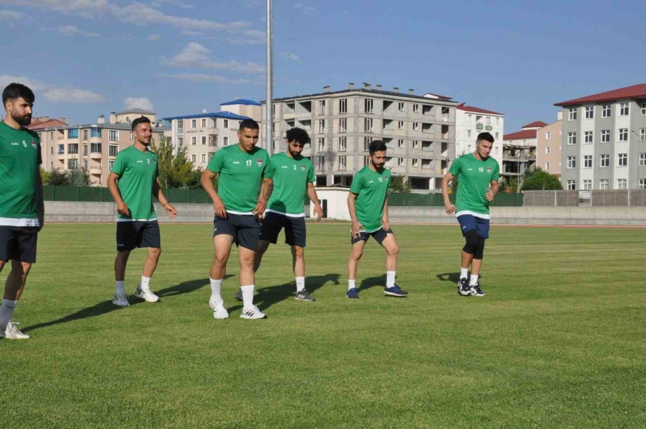 Kars 36 Spor sezon açılışını yaptı