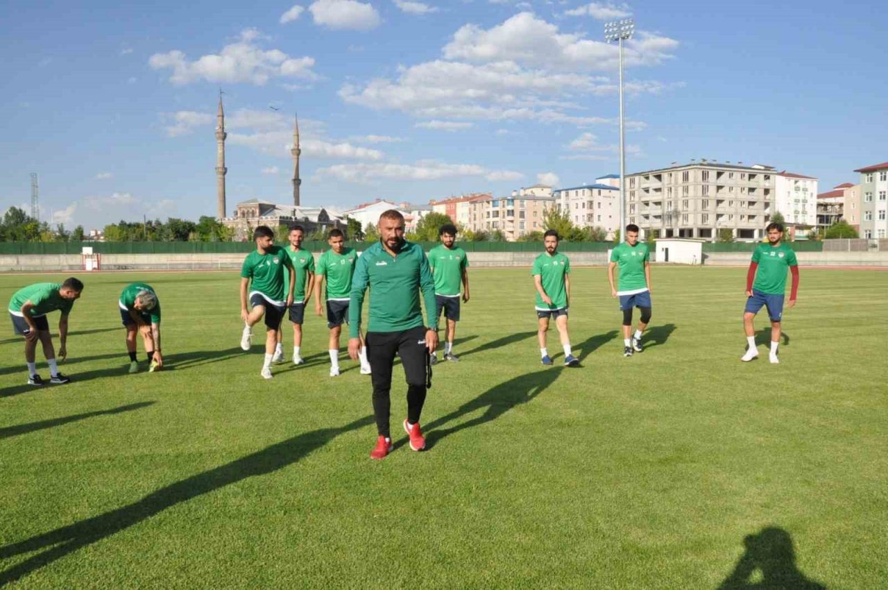 Kars 36 Spor sezon açılışını yaptı