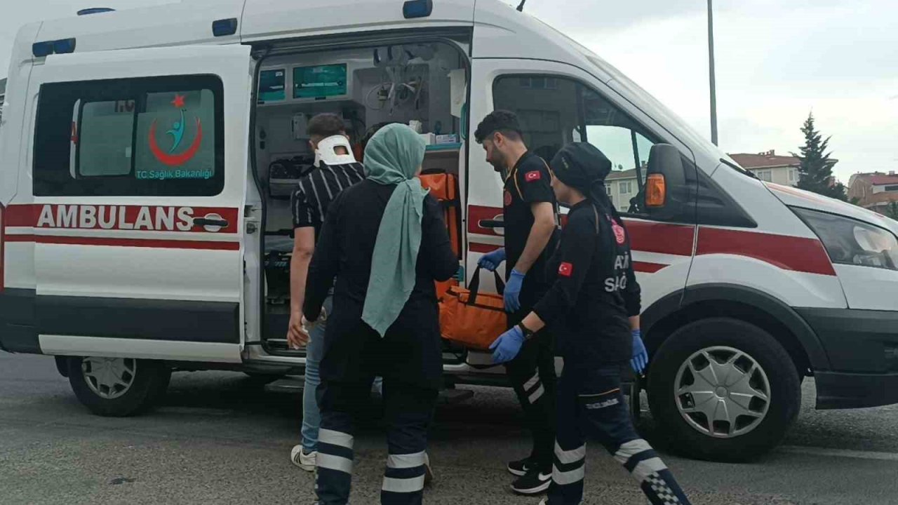 Kocaeli’de otomobil bariyerlere çarptı: 1 yaralı