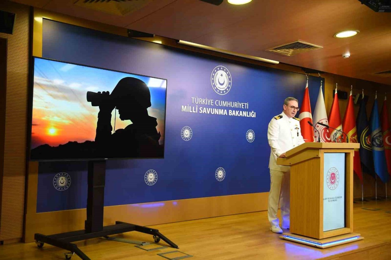 MSB: “Bölücü terör örgütü mensuplarınca açılan taciz ateşinde beş kahraman silah arkadaşımız şehit olmuştur”