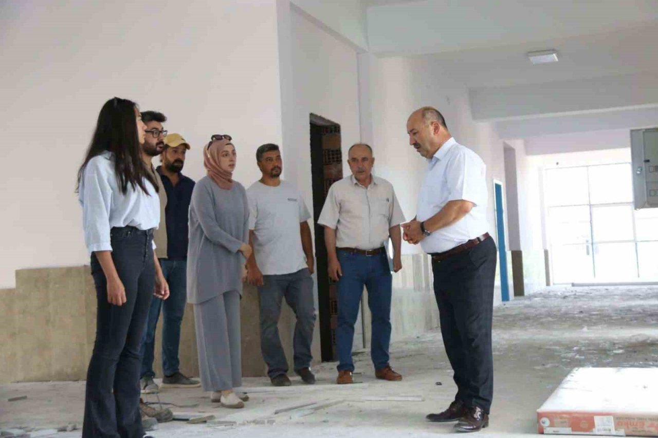 Müdür Başyiğit, okul inşaatlarında incelemelerde bulundu