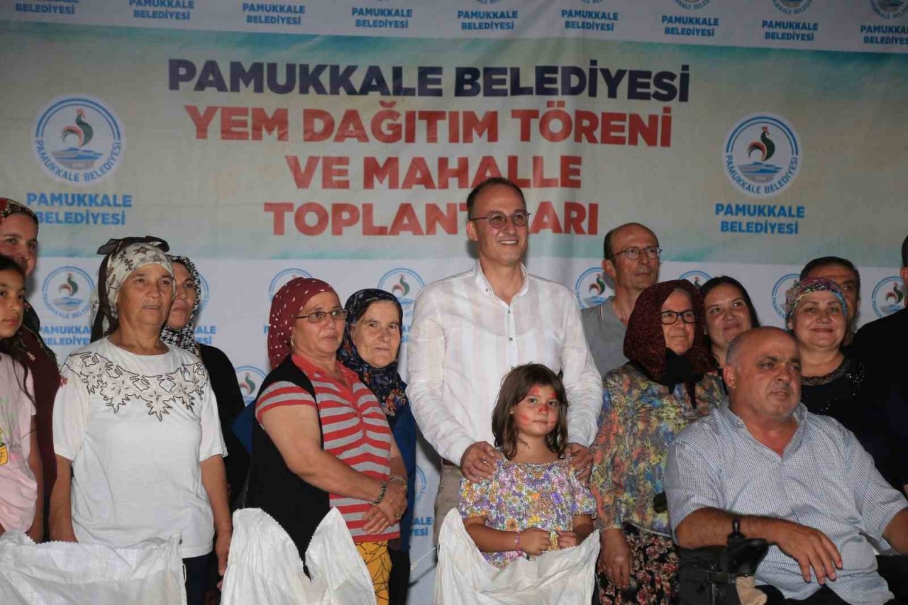 Pamukkale’de 537 üreticiye 50 ton yem desteği sağlanıyor