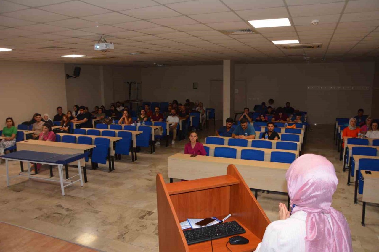 PAÜ Hastanesi’nde işe uyum eğitimi verildi