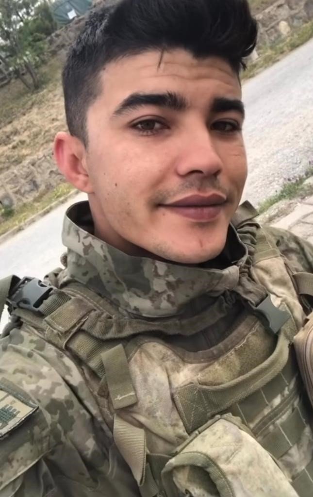 Denizlili şehit Uzman Çavuş Kemal Özek köyünde son yolculuğuna uğurlanacak