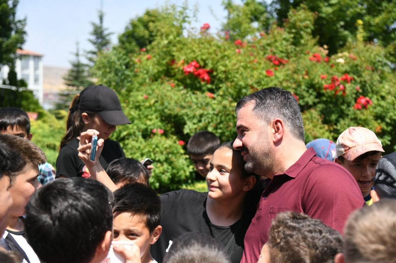 Pursaklar Belediye Başkanı Çetin piknikte çocuklarla bir araya geldi