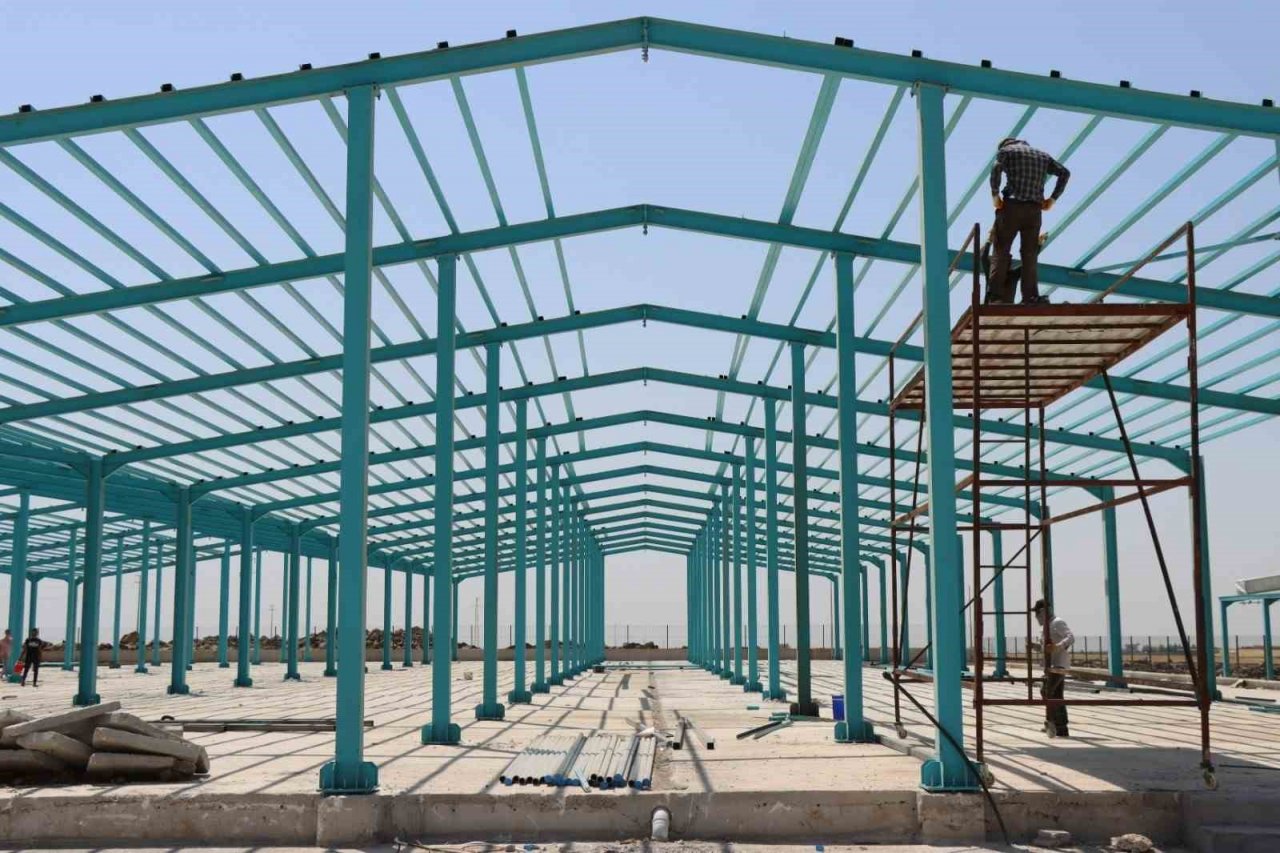 Şanlıurfa Büyükşehir’den Viranşehir’e modern hayvan pazarı