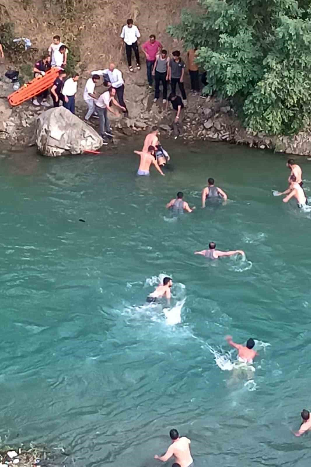 Çatak’ta balık tutmak için çaya giden genç boğuldu