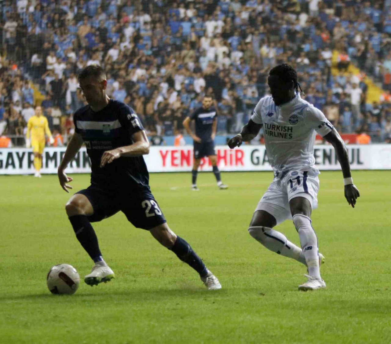 UEFA Avrupa Konferans Ligi: Y. Adana Demirspor: 2 - Osijek: 0 (İlk yarı)