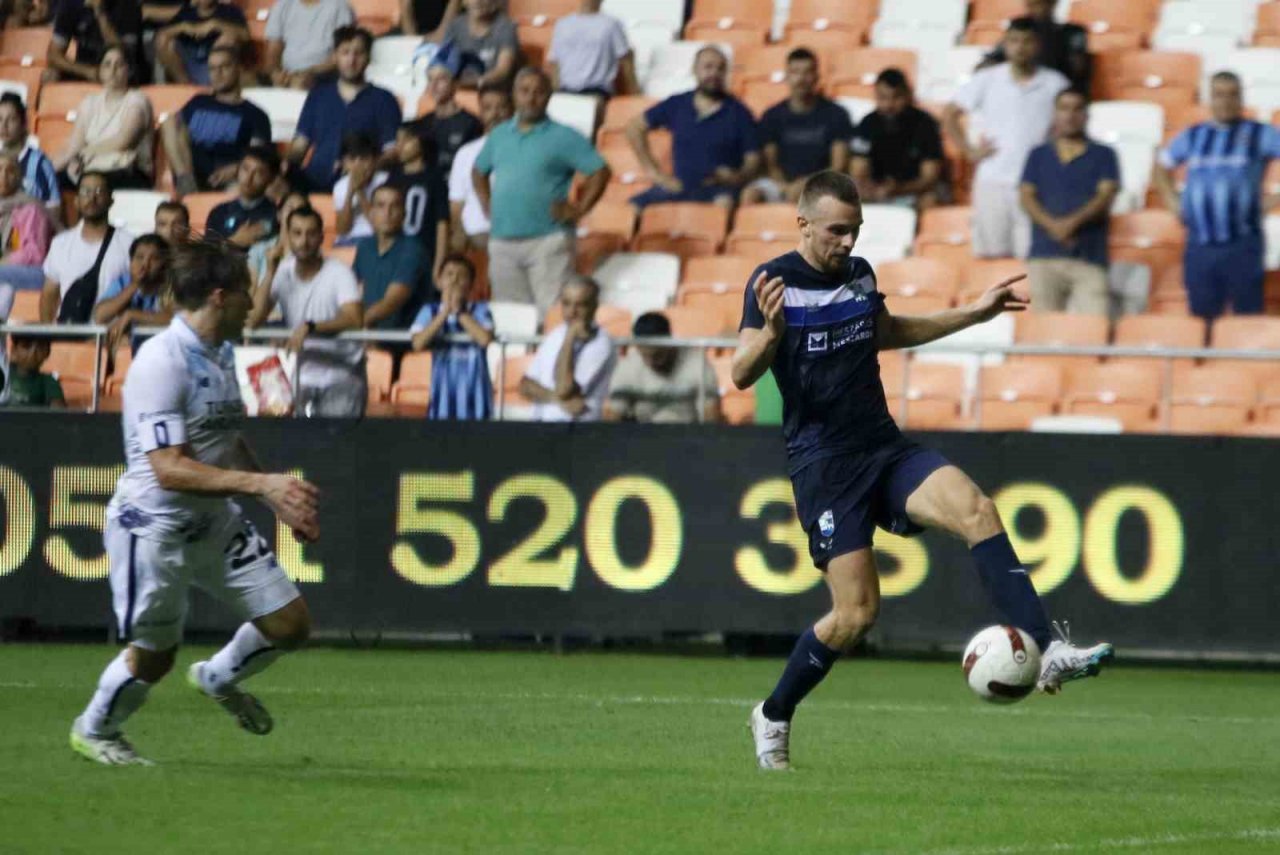 UEFA Avrupa Konferans Ligi: Y. Adana Demirspor: 2 - Osijek: 0 (İlk yarı)