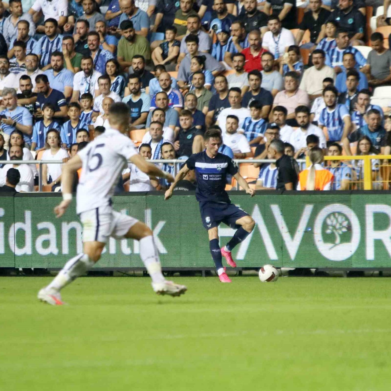 UEFA Avrupa Konferans Ligi: Y. Adana Demirspor: 2 - Osijek: 0 (İlk yarı)