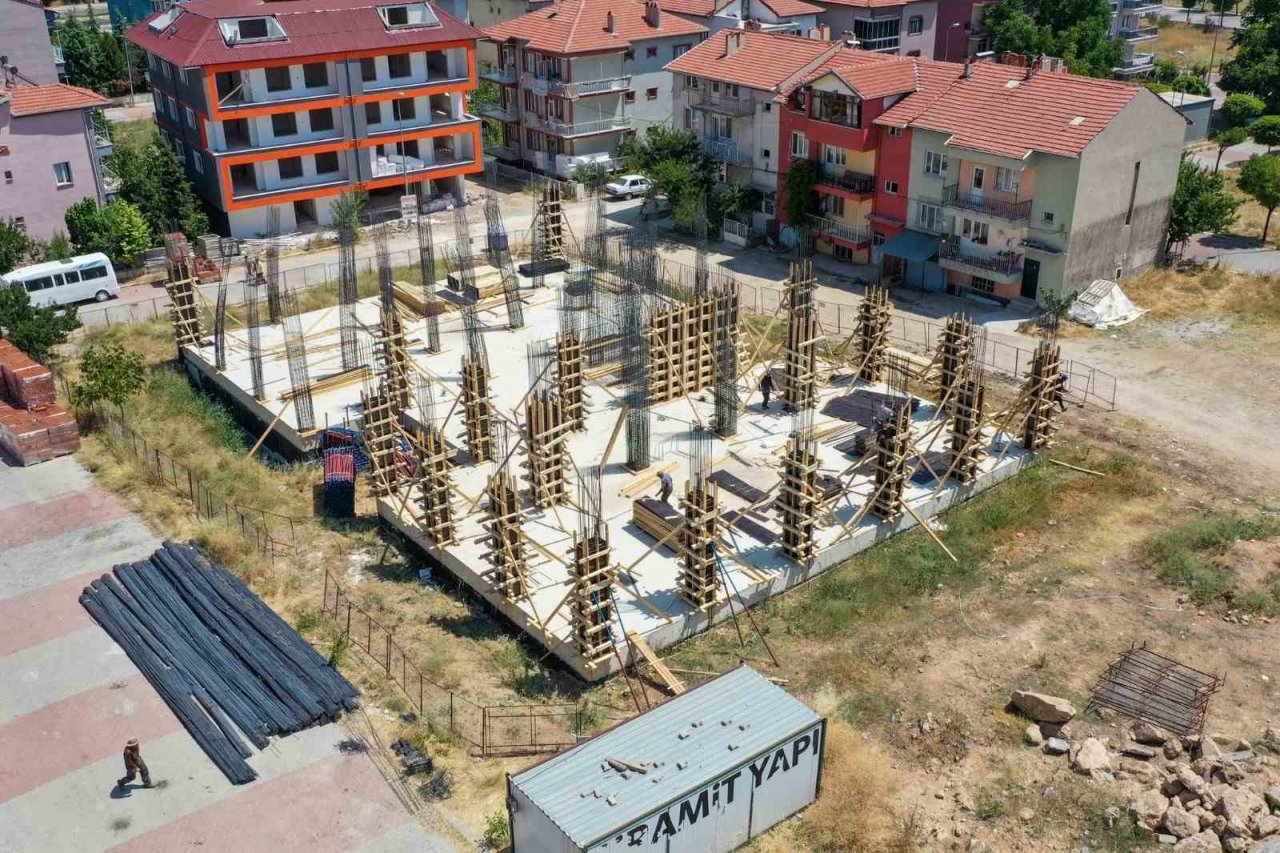 Uşak Belediyesi geleceğin temellerini atıyor