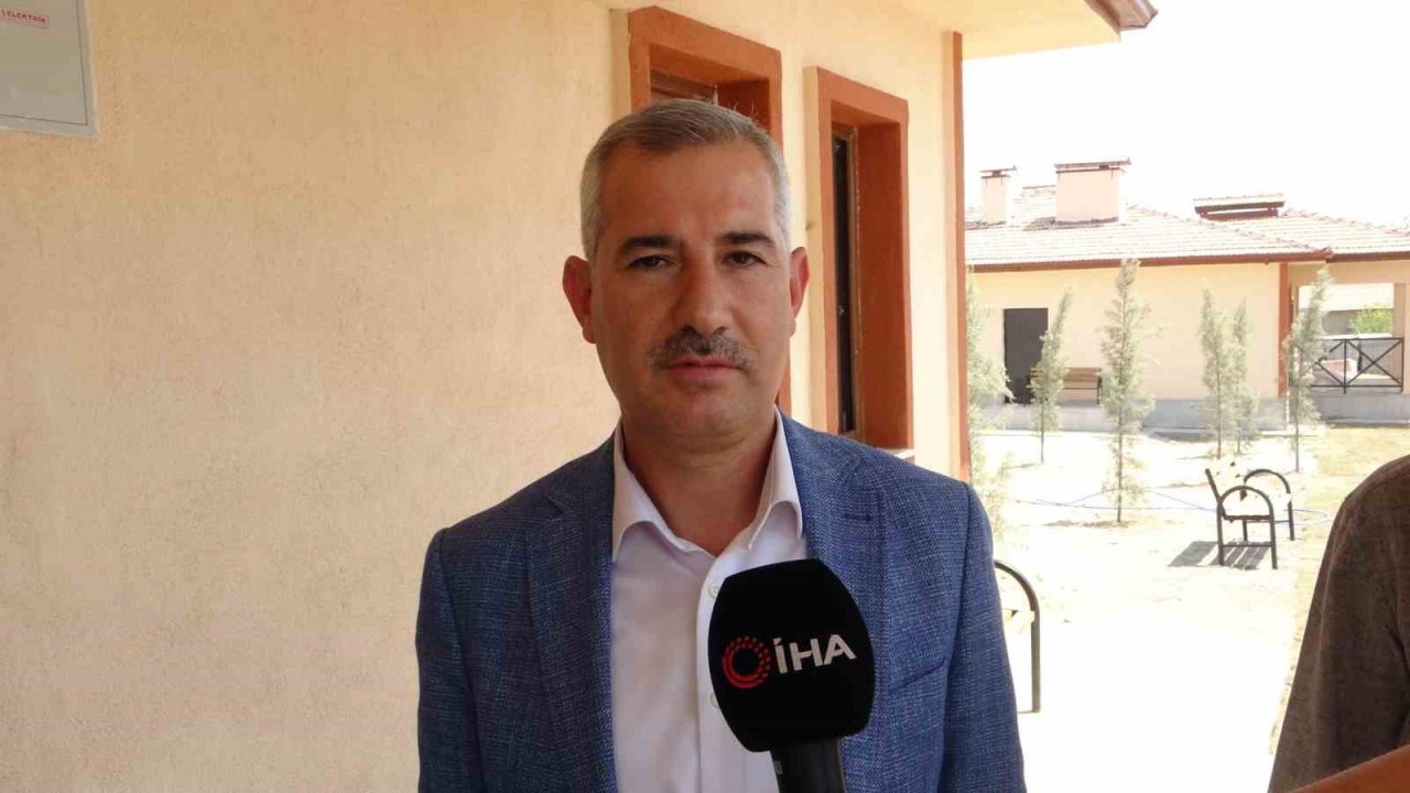 Malatya’da tamamlanan köy evleri hak sahiplerine teslim ediliyor