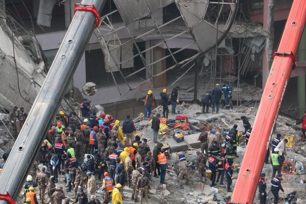 Diyarbakır’da 411 kişinin hayatını kaybettiği 6 yapıdan geriye dümdüz alan kaldı