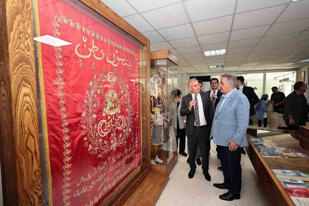 AK Parti Genel Başkan Yardımcısı Yazıcı’dan Başkan Zolan’a tebrik