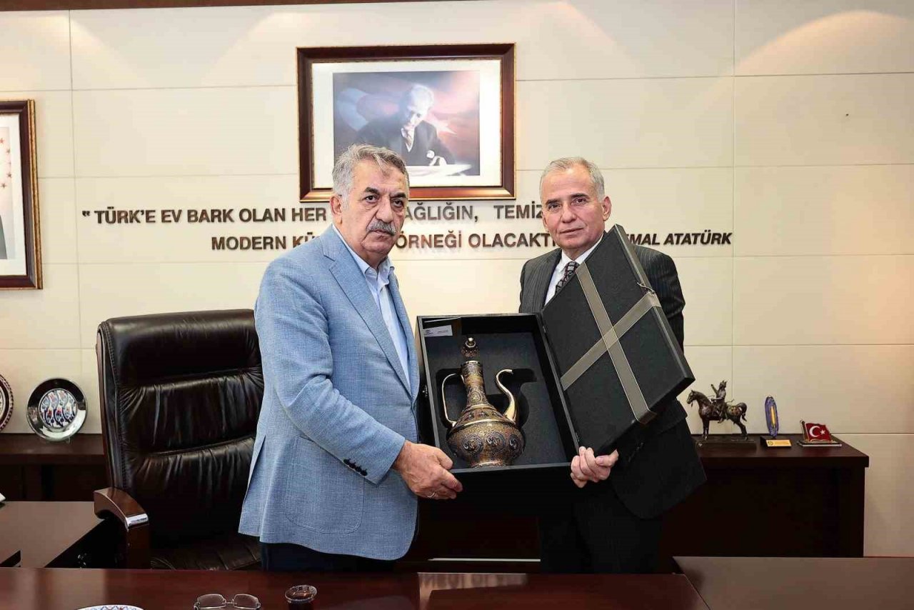 AK Parti Genel Başkan Yardımcısı Yazıcı’dan Başkan Zolan’a tebrik