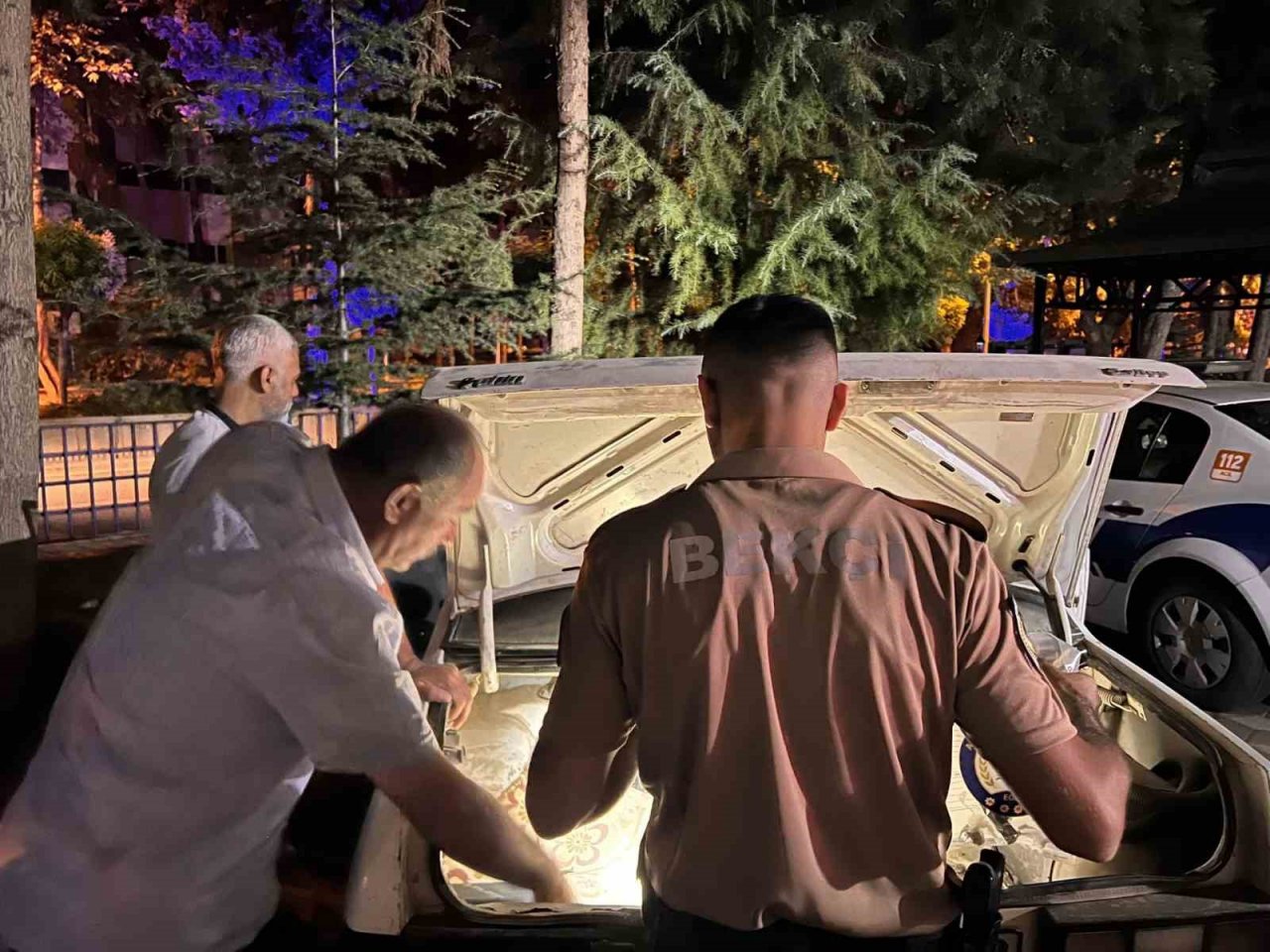 Burdur’da polisin ’dur’ ihtarına uymayan araçtan uyuşturucu madde çıktı