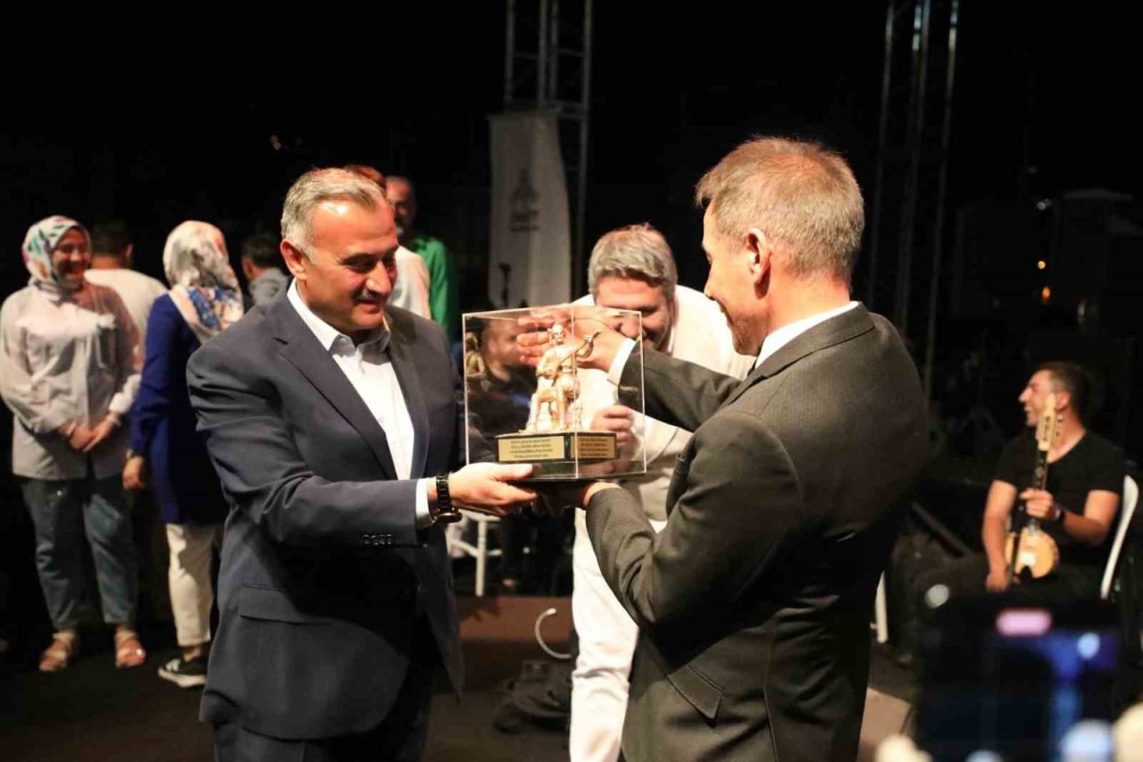 39. Uluslararası Aşık Seyrani Kültür ve Sanat Festivali’nde Coşkulu Başlangıç