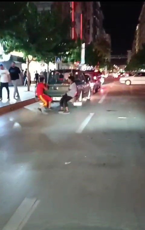 Elazığ’da çocukların tehlikeli yolculuğu