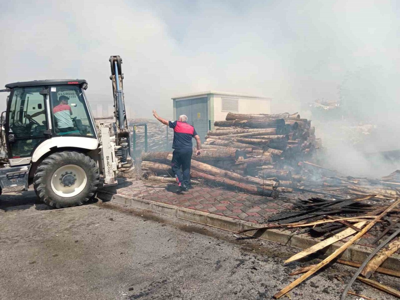 Keresteciler Sitesinde yangın