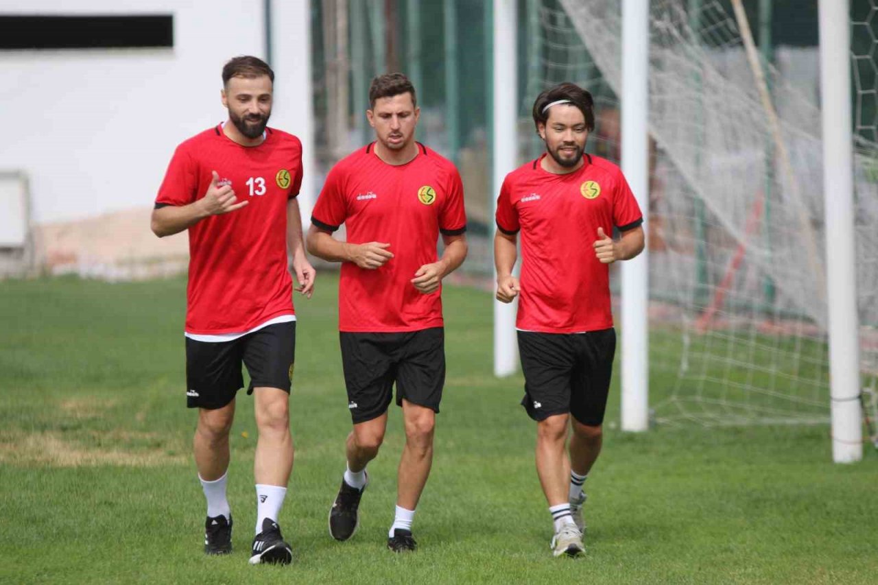 Eskişehirspor’da tatil bitti, topbaşı zamanı