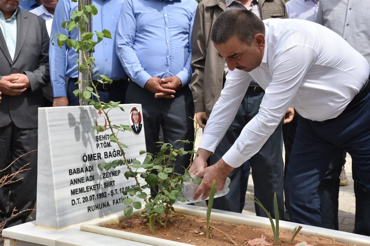 Siirtli teğmen şehadetinin yıl dönümünde dualarla anıldı