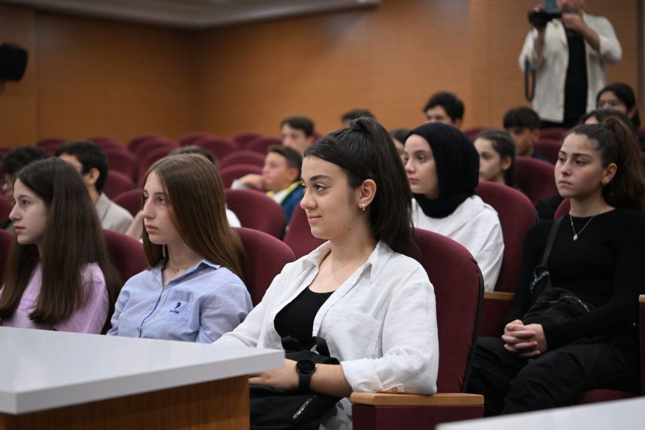 Derbent Ortaokulu öğrencilerinin LGS başarısı