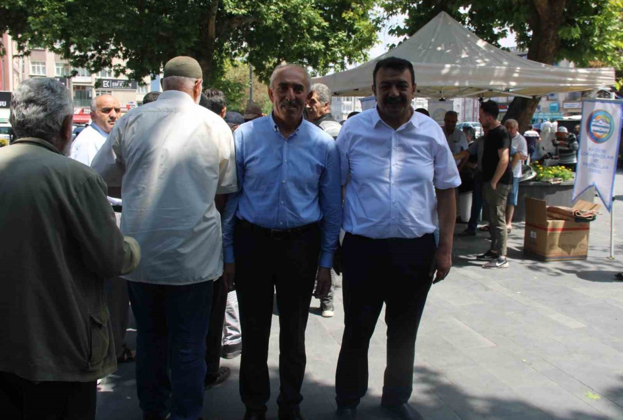 Lokantacılar ve Pastacılar Odası’ndan 10 Bin Kişilik Aşure