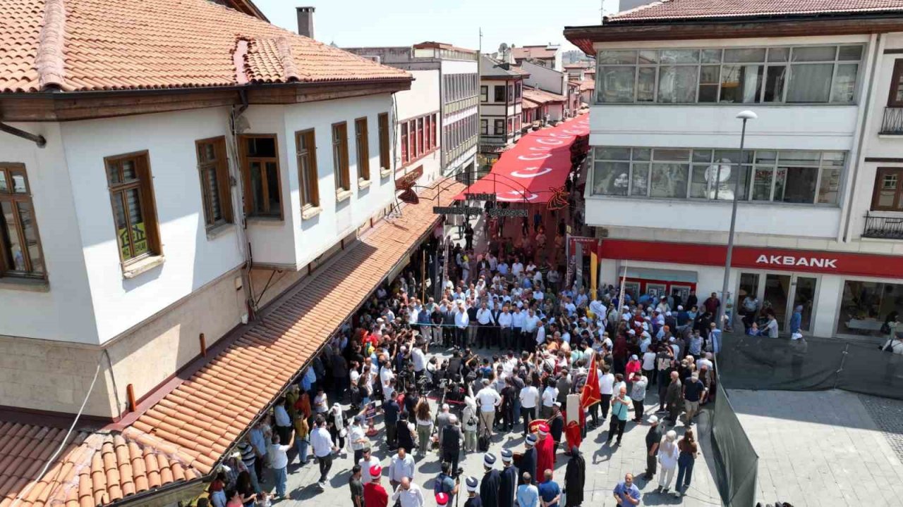 Konya’da 2’inci “Tarihi Bedesten Alışveriş Günleri" büyük coşkuyla başladı