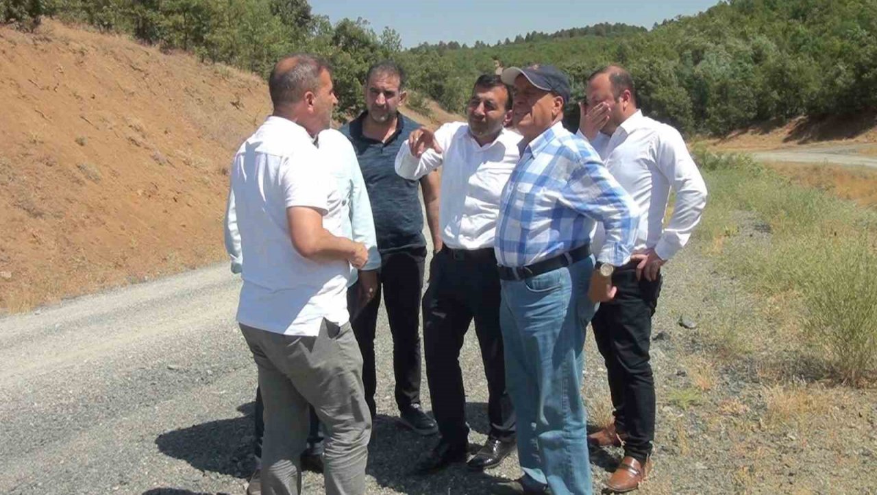 Pütürge’de yol asfaltlama çalışmaları tam hız devam ediyor