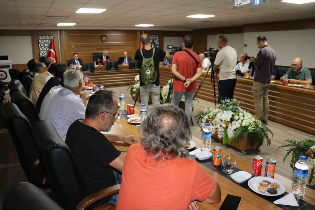 Malatya Emniyet Müdürü Çankal basınla bir araya geldi