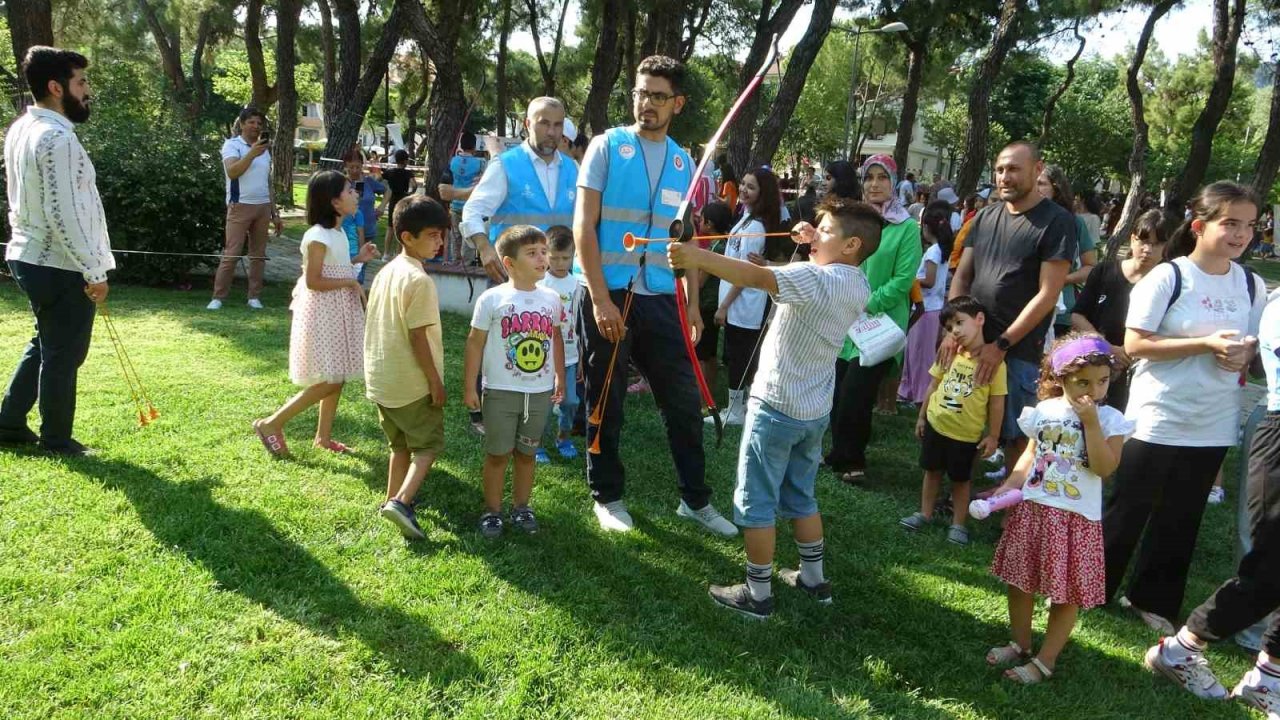 Muğla’da çocuklar şenlikte buluştu