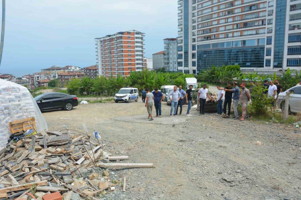 Son iş gününde inşaatın 12. katından düşerek hayatını kaybetti