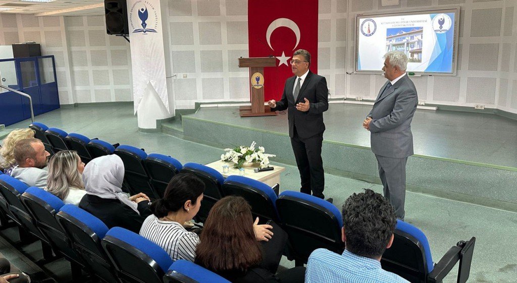 Rektör Kızıltoprak: "Uluslararası öğrenciler birer kültür elçimiz olacak"