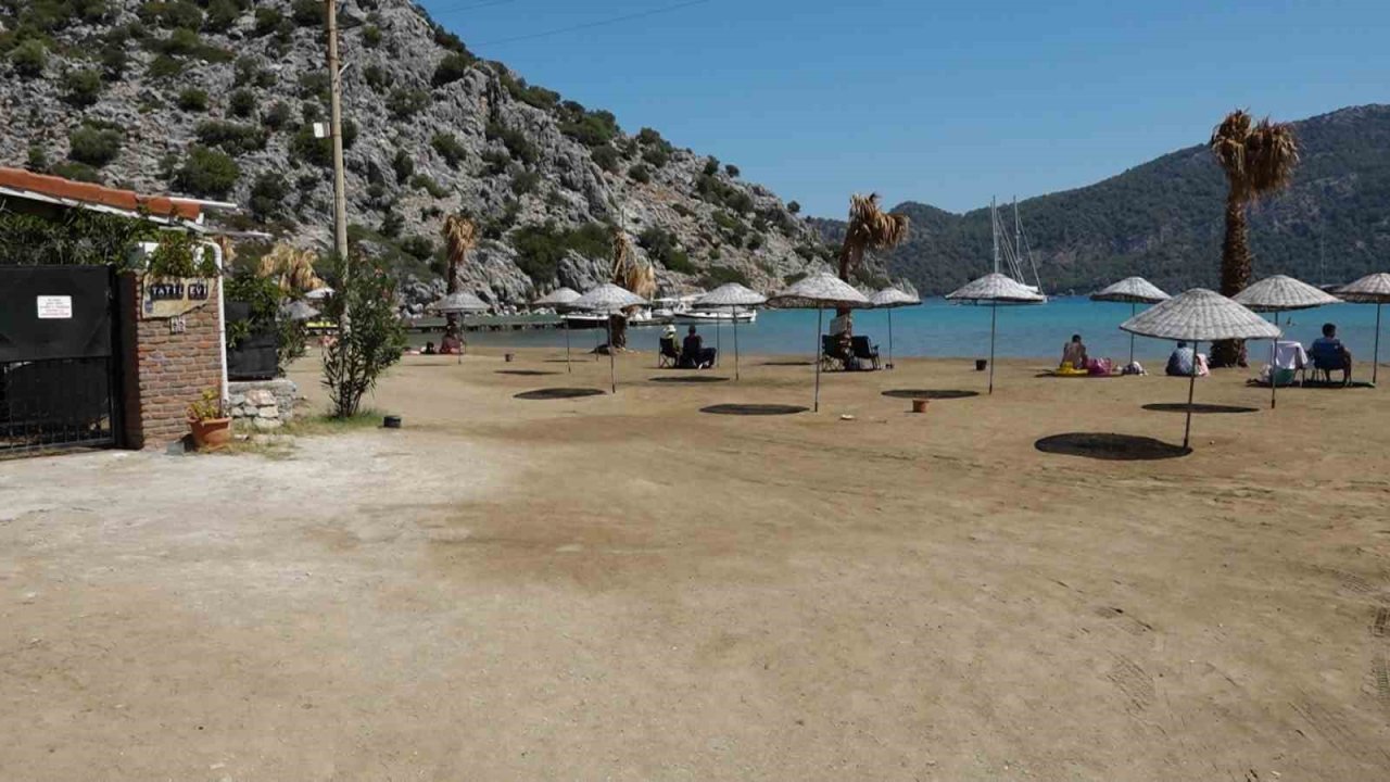 Selimiye Halk Plajı, vatandaşların ilgisini çekiyor