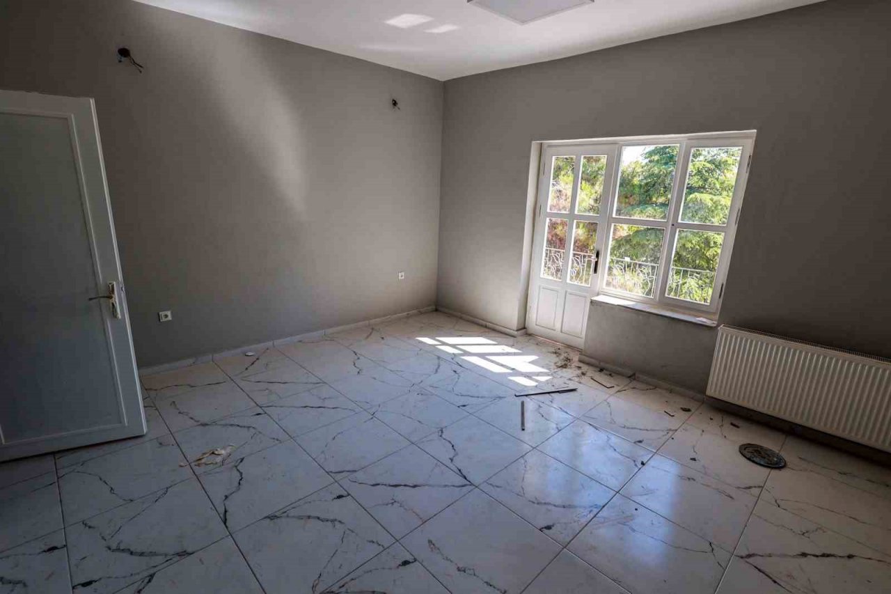 Kadınların ikinci evi; UKAMER hizmet binası