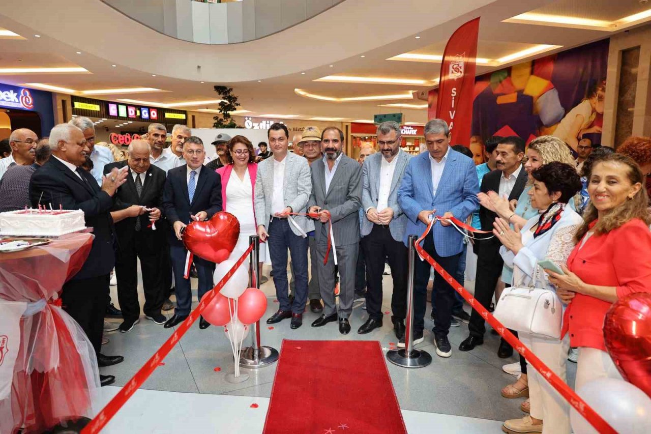 İVA Park AVM’de Sivasspor sergisi açıldı