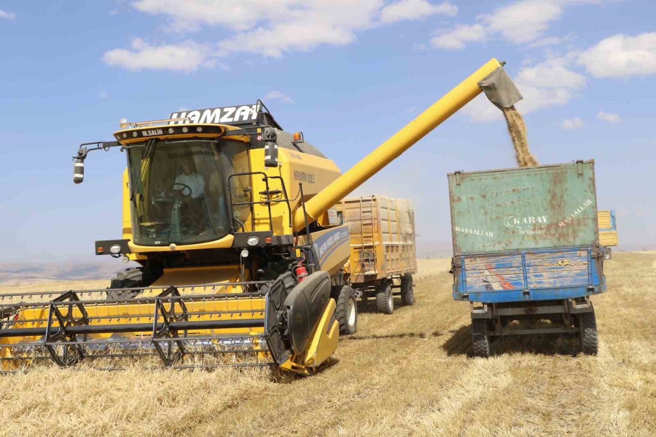 Ağrı’da biçerdöver denetimleri sürüyor