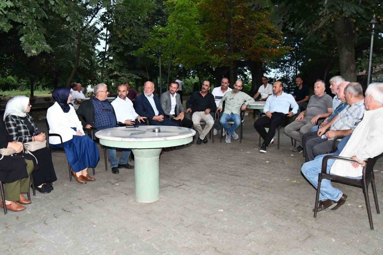 AK Parti’den Altınova köylerine çıkarma