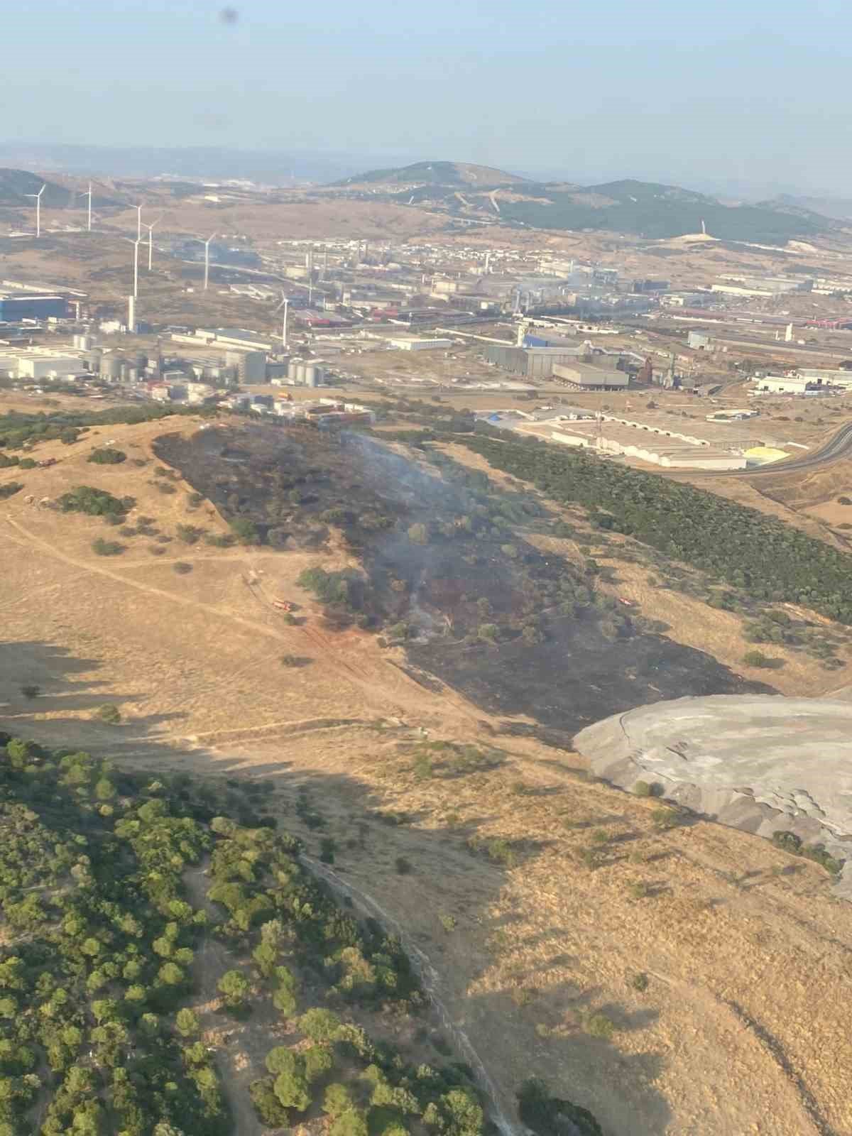 Aliağa’da makilik yangını kontrol altına alındı