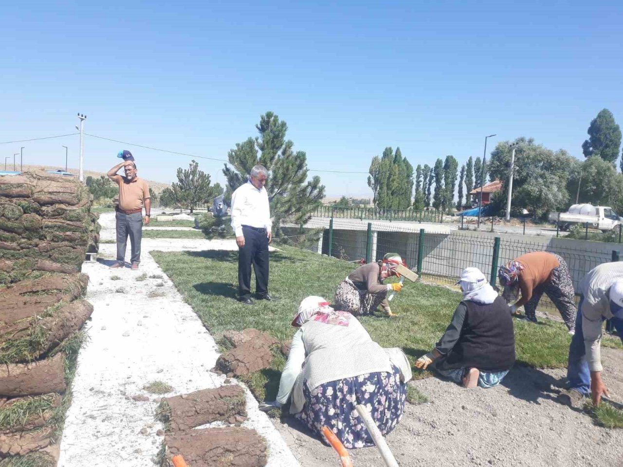 Altıntaş’ta Şelale Park halkın hizmetine sunuldu