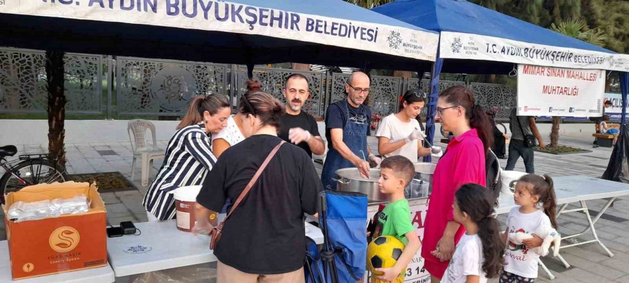 Mimar Sinan Mahallesi’nden 4 bin kişilik aşure hayrı