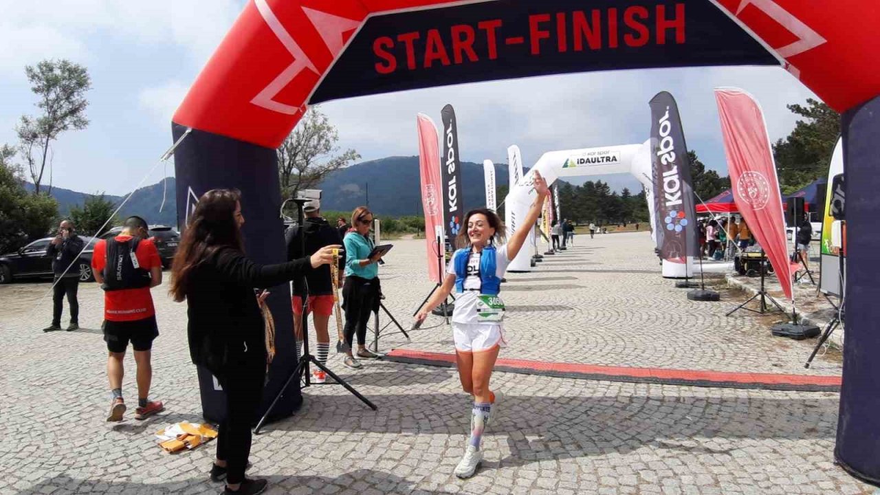 Bolu’da ilk kez düzenlenen “Ultra Abant Koşusu"na 600 sporcu katıldı