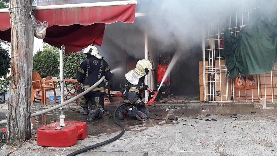 Alevlere teslim olan iş yeri kullanılmaz hale geldi