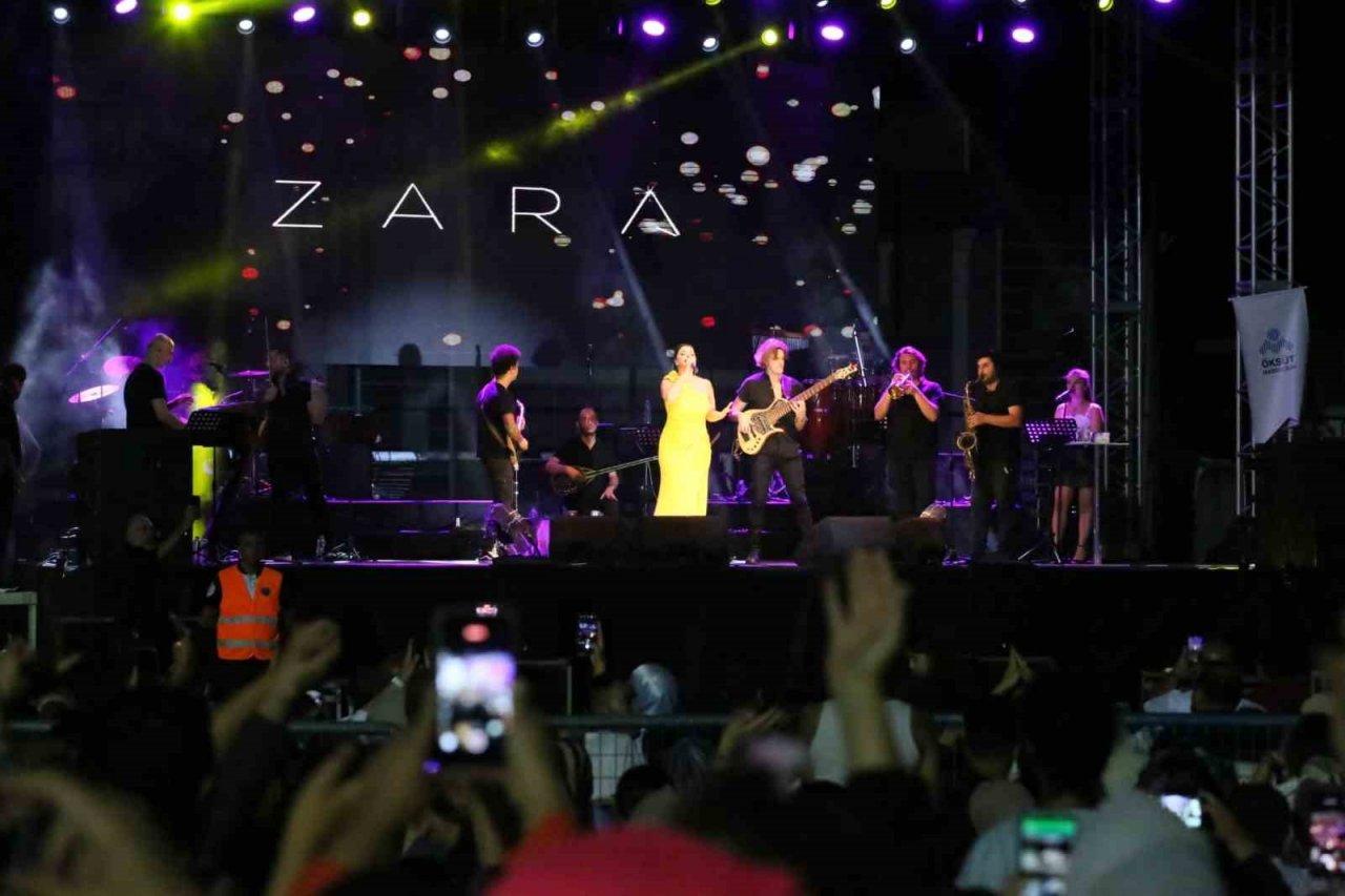 39. Aşık Seyrani Kültür ve Sanat Festivali’nde Zara rüzgarı